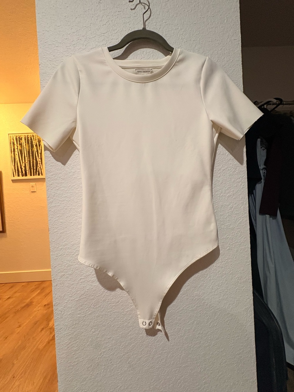 2 GOOD AMERICAN Body suits. 1 Short Sleeve and 1 long sleeve One-Piece Bodysuit